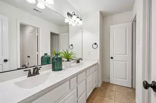 932 Champions Ct, Roanoke, TX 76262 - Photo 22