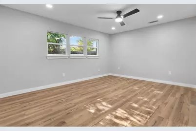 6136 Walnut Drive, Fort Worth, TX 76114 - Photo 2