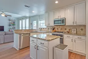 3922 Rolling Oaks Dr, Carrollton, TX 75007 - Photo 10