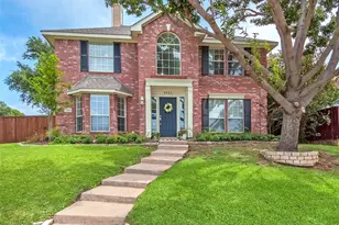 3922 Rolling Oaks Dr, Carrollton, TX 75007 - Photo 1