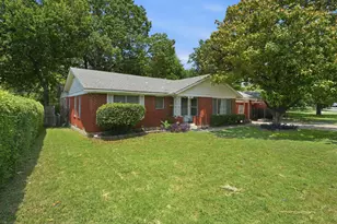 3275 S Edgefield Ave, Dallas, TX 75224 - Photo 2