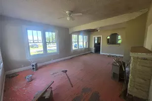 1100 E Walker St, Breckenridge, TX 76424 - Photo 6