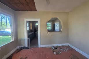 1100 E Walker St, Breckenridge, TX 76424 - Photo 8