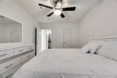 1200 Main Street #1007, Dallas, TX 75202 - Photo 14