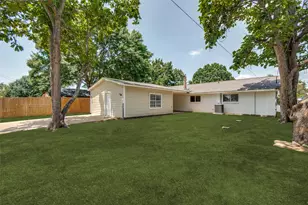 10406 Kinslow Dr, Dallas, TX 75217 - Photo 32