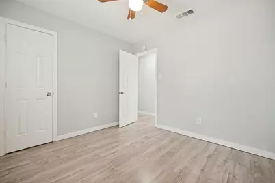 10406 Kinslow Drive, Dallas, TX 75217 - Photo 24