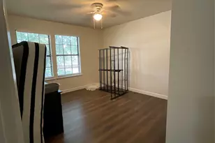 2332 Abbington Ln, Grand Prairie, TX 75052 - Photo 20