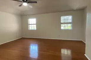 2332 Abbington Ln, Grand Prairie, TX 75052 - Photo 12