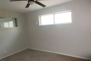 4904 Virgil St, Fort Worth, TX 76119 - Photo 8