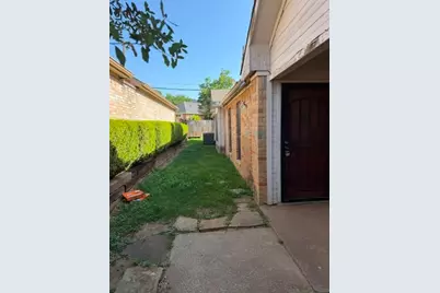 2525 W Oakdale Road, Irving, TX 75060 - Photo 28