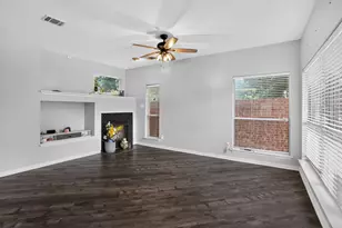 10201 Perkins Dr, Irving, TX 75063 - Photo 12