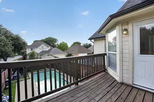 10201 Perkins Dr, Irving, TX 75063 - Photo 32