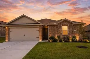 1318 Gdn Grv Dr, Denton, TX 76207 - Photo 1