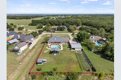 1089 Oak Hollow Lane, Combine, TX 75159 - Photo 1