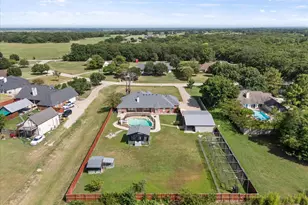 1089 Oak Hollow Ln, Combine, TX 75159 - Photo 1