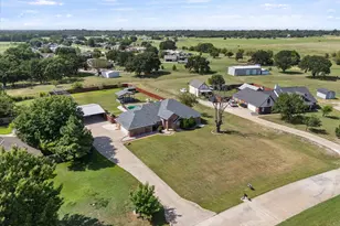 1089 Oak Hollow Ln, Combine, TX 75159 - Photo 2
