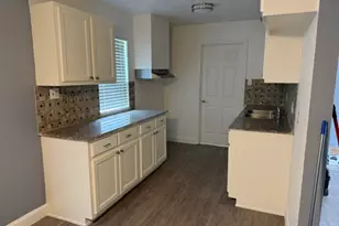14206 Cimarron Dr, Balch Springs, TX 75180 - Photo 8