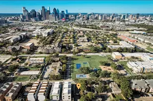 2004 Caddo St, Dallas, TX 75204 - Photo 2