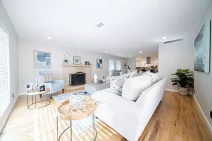 2004 Caddo St, Dallas, TX 75204 - Photo 6