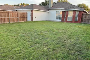 1524 Summerfield Dr, Allen, TX 75002 - Photo 2