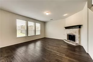 921 Foxglove Dr, Little Elm, TX 75068 - Photo 2