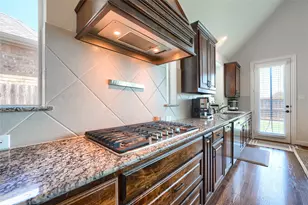 625 Yarrow St, Little Elm, TX 75068 - Photo 10