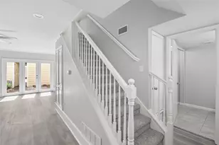 1971 Shorewood Dr, Grapevine, TX 76051 - Photo 6
