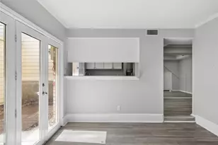 1971 Shorewood Dr, Grapevine, TX 76051 - Photo 10