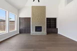 15701 Crown Cove Ln, Frisco, TX 75035 - Photo 10