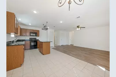 1281 Wysteria Lane, Burleson, TX 76028 - Photo 8