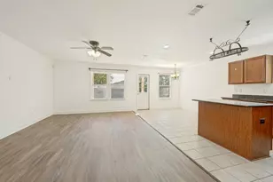 1281 Wysteria Ln, Burleson, TX 76028 - Photo 4