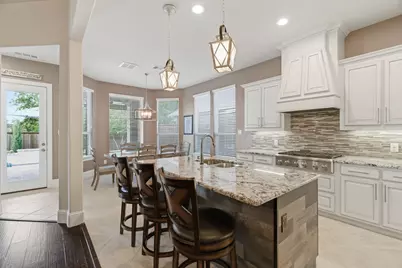 400 Ridgewood Drive, Lewisville, TX 75067 - Photo 2