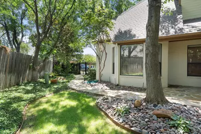 2111 Castle View Road, Mansfield, TX 76063 - Photo 36