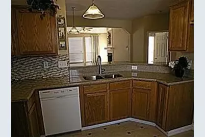 4904 Lodgepole Lane, Fort Worth, TX 76137 - Photo 4