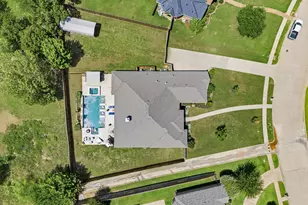 1040 Falcon Nest Dr, Kennedale, TX 76060 - Photo 32
