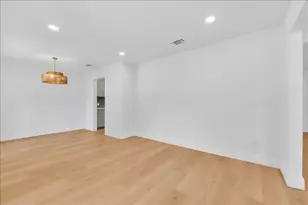 619 Green Castle Dr, Dallas, TX 75232 - Photo 8