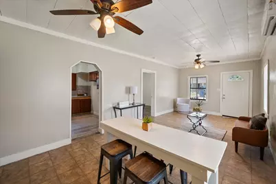 109 E Tyler Street, Ennis, TX 75119 - Photo 4