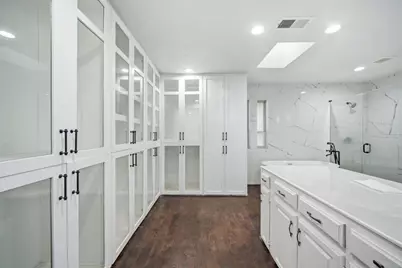 2705 Timberleaf Drive, Carrollton, TX 75006 - Photo 6