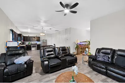 432 Glen Meadow Drive, Glenn Heights, TX 75154 - Photo 6