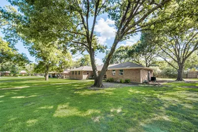 5003 Natchez Drive, Sachse, TX 75048 - Photo 4