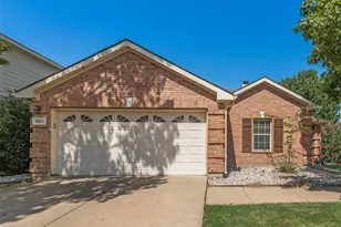13513 Lost Spurs Rd, Fort Worth, TX 76262 - Photo 1