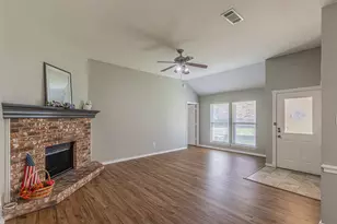 9265 Meandering Dr, North Richland Hills, TX 76182 - Photo 12