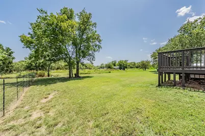 204 Overland Trail, Bridgeport, TX 76426 - Photo 8