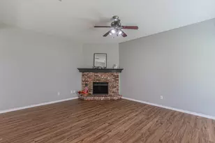 9269 Meandering Dr, North Richland Hills, TX 76182 - Photo 14