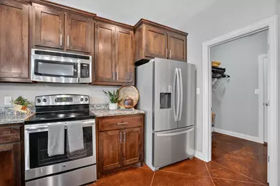 6403 Westover Drive, Granbury, TX 76049 - Photo 10