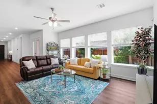 4772 Kings Garden Pkwy, Arlington, TX 76005 - Photo 4