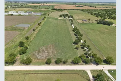 1521 County Road 1107B, Cleburne, TX 76031 - Photo 2