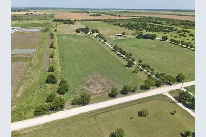 1521 County Road 1107B, Cleburne, TX 76031 - Photo 4