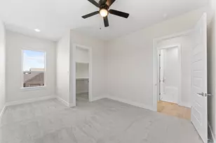 3415 Olympia Flds Dr, Burleson, TX 76028 - Photo 36