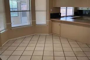 4200 Pyracantha Dr, Arlington, TX 76017 - Photo 4
